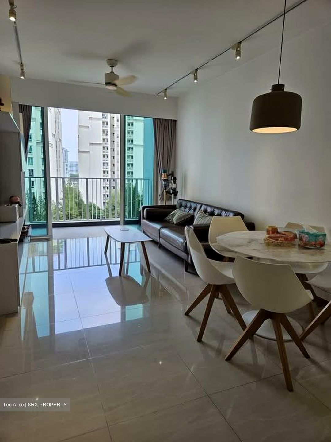 1 Canberra (D27), Condominium #570155971
